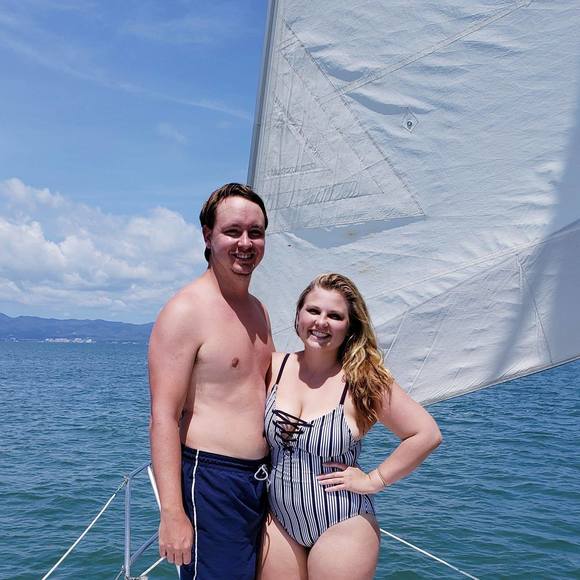 Meet your Posher, Courtney - Picture 1 of 1